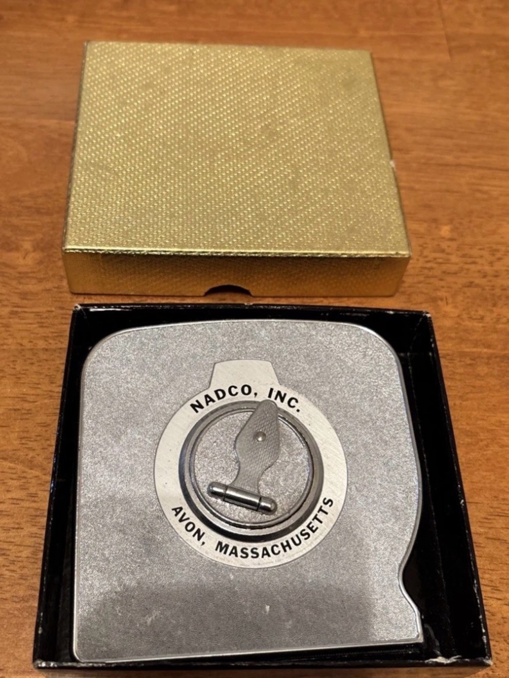 Vintage Nadco Inc. 100 ft Tape Measurer Hand Wind Metal Case Belt Clip New